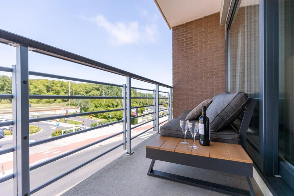 Huswell - Bright Apartment With Parking Near The Beach Bredene Zewnętrze zdjęcie